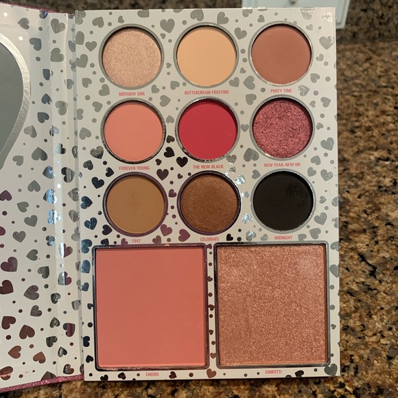 Kylie Cosmetics Other - WEEKEND SALE! 🌷🌟🎉